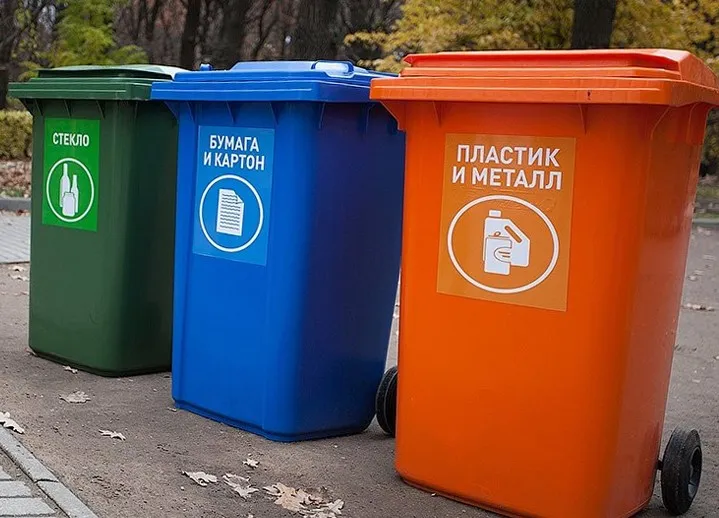 Вывоз мусора в Красногорске контейнерами 8 -27 куб