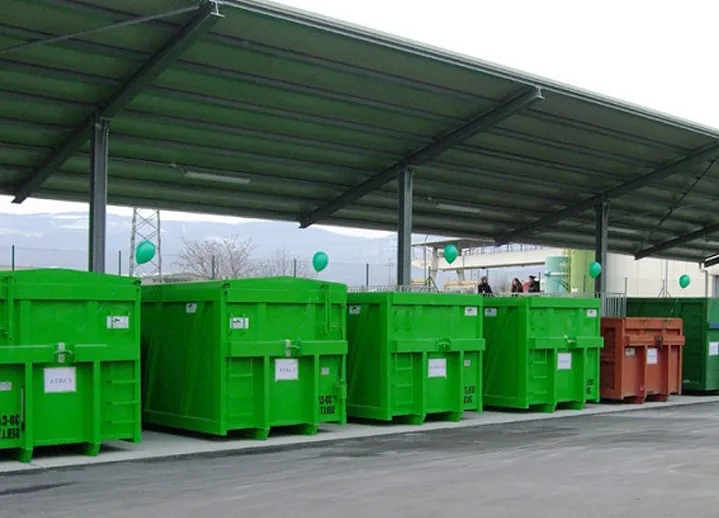 Вывоз мусора в Химках: заказ контейнеров и Газелей