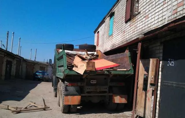 Вывоз мусора в Малаховке от 4000 руб контейнерами