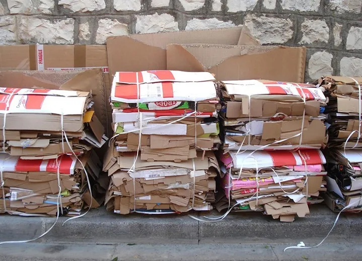 Вывоз макулатуры из дома в Москве